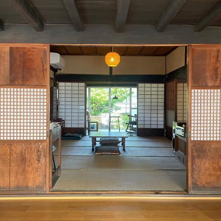 ゲストハウス　にじゅうよん Sakashita Exterior foto