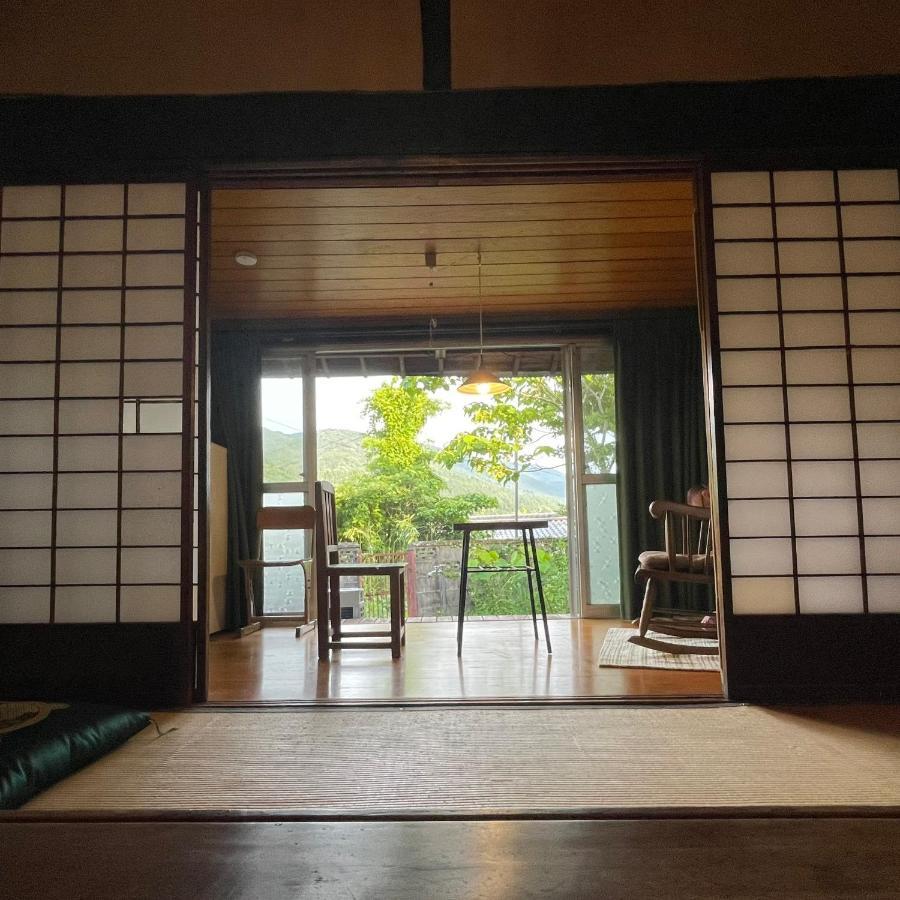 ゲストハウス　にじゅうよん Sakashita Exterior foto